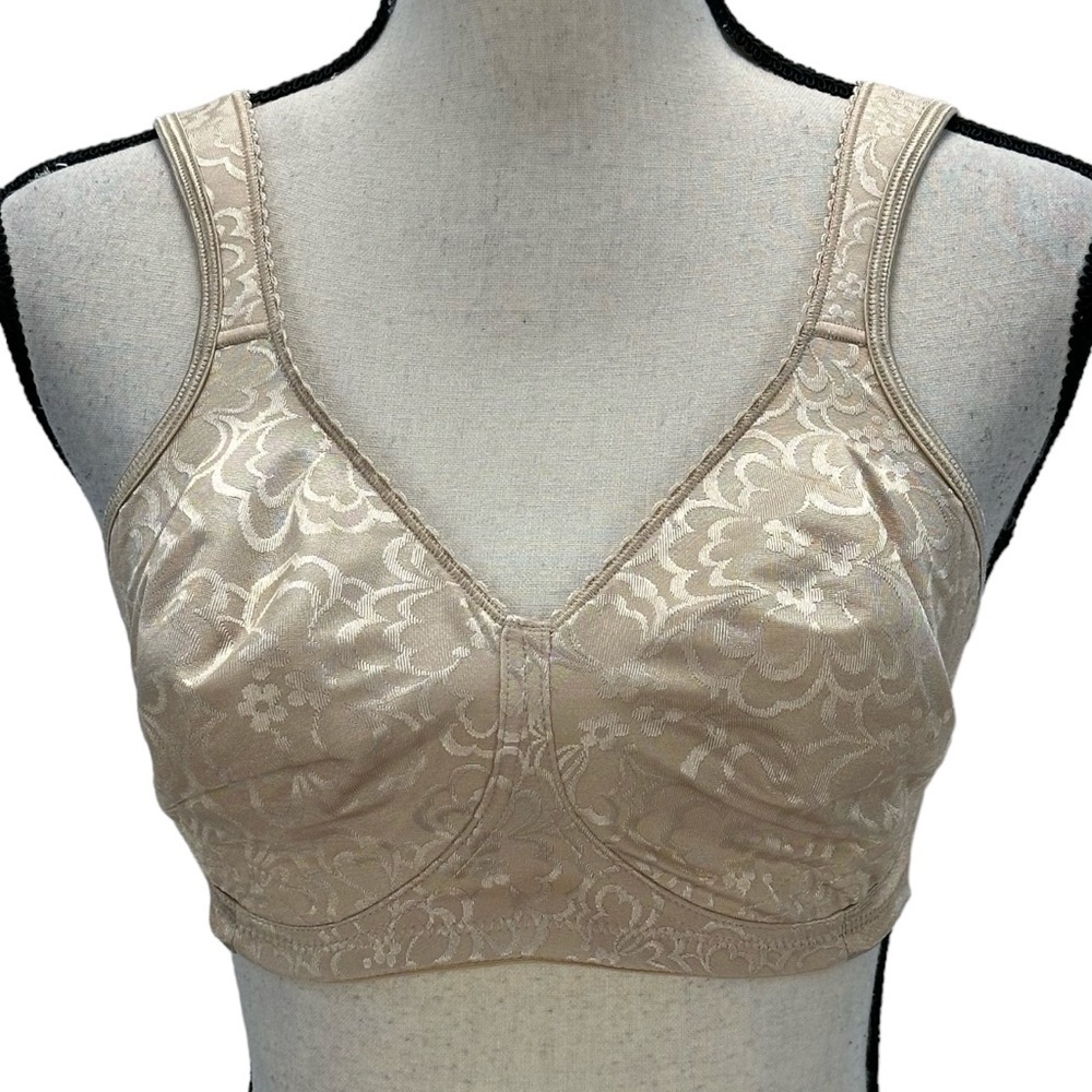 Playtex 18 Hour Ultimate Lift & Support Wireless Bra - Nude - size 36C